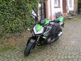 Kawasaki Z1000SE